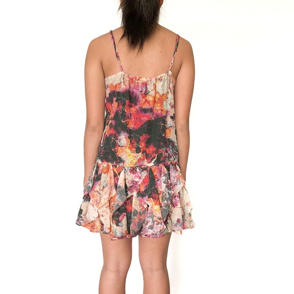 CHLOE OLIVER -Printed flounce hem dress - Picture 2 of 4